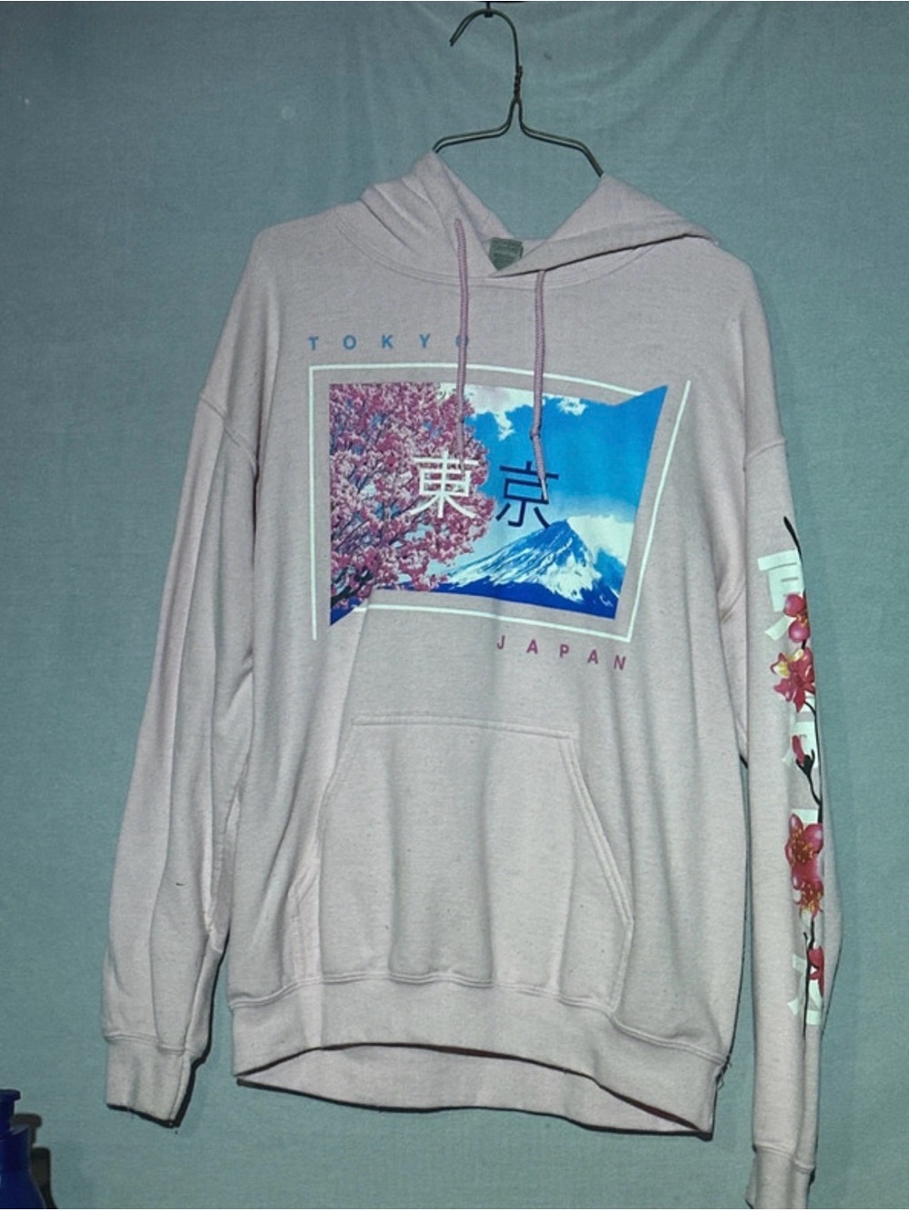 Gildan Tokyo Japan’s rose hoodie